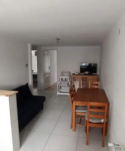 Oliwier شقة ريفال